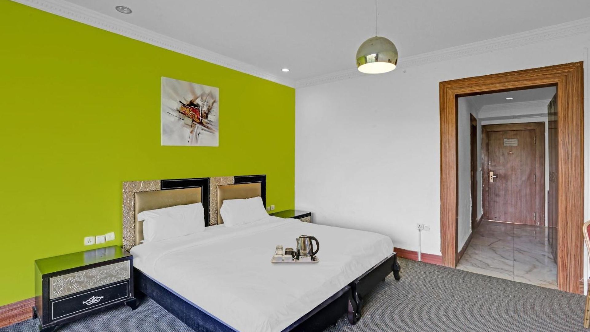 Townhouse Royal Palms Hotel 4*