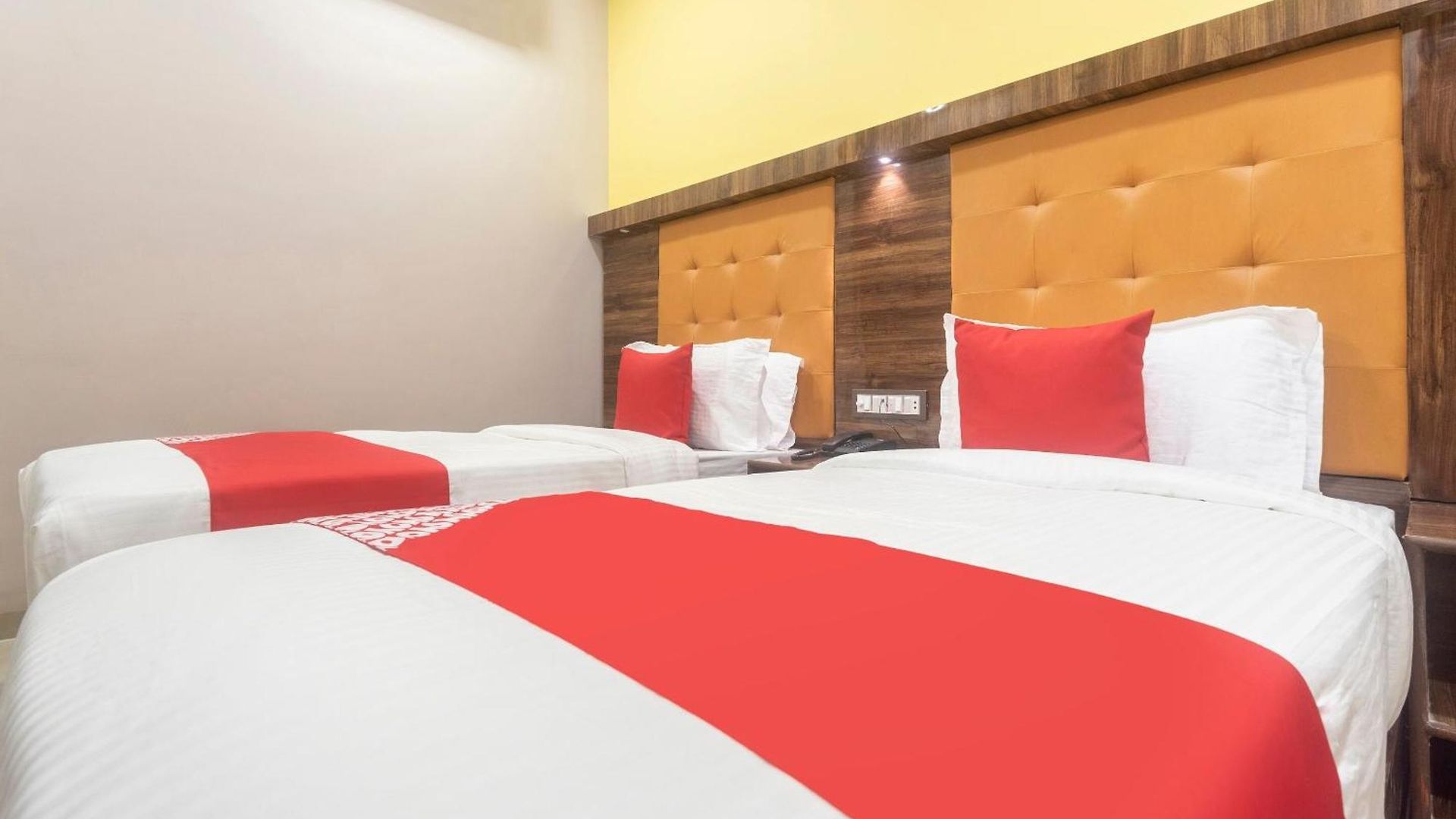 Blue Executive Near Chhatrapati Shivaji International Airport Mumbai