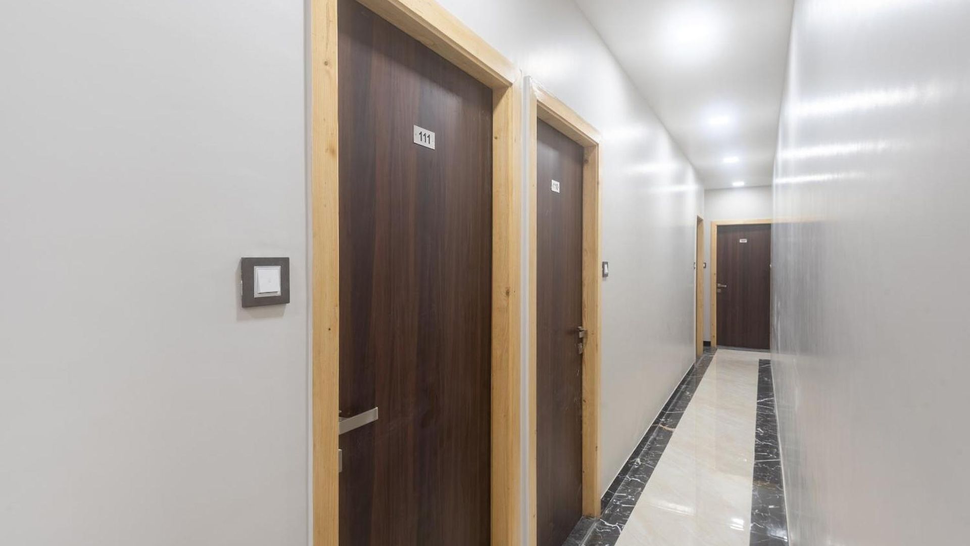 Blue Executive Near Chhatrapati Shivaji International Airport 3*