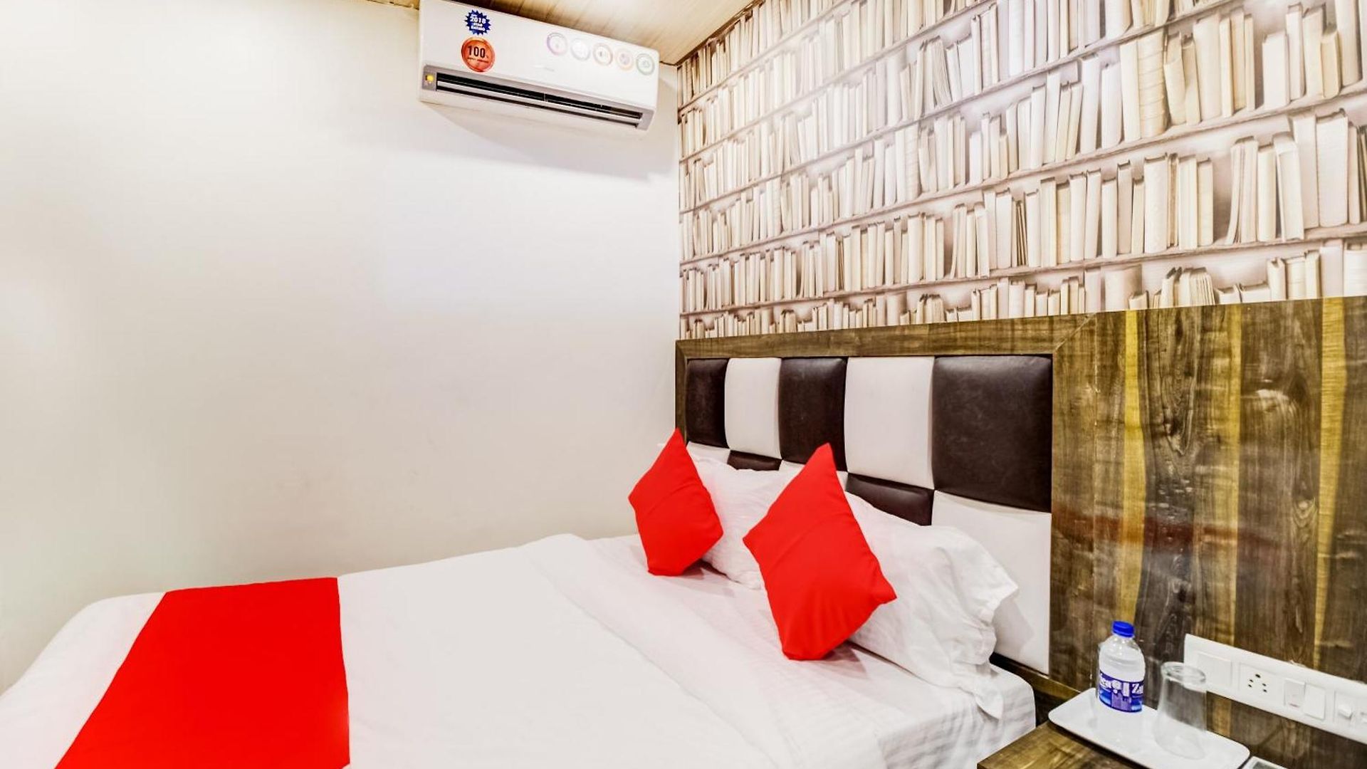 Oyo Flagship Qubic Mumbai