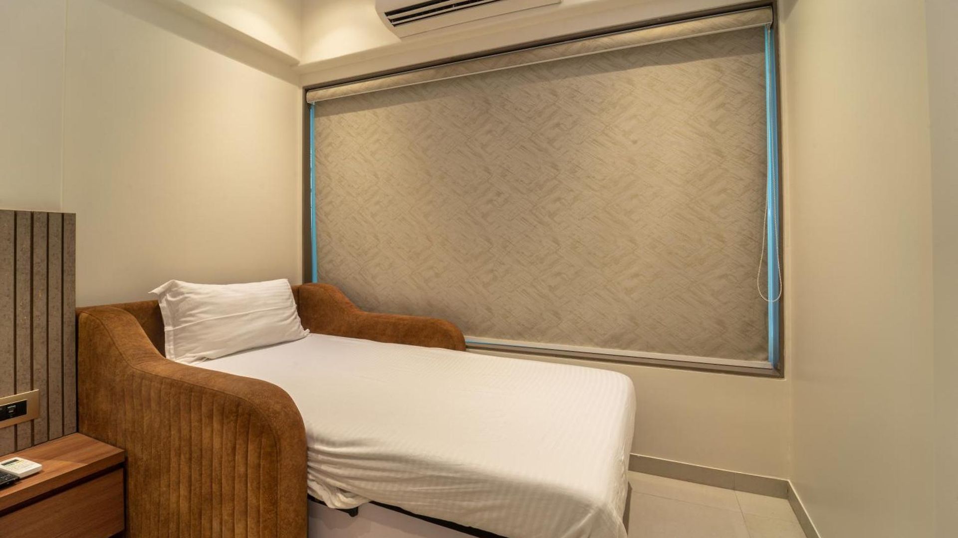 Kalpana Palace, Hotel 2*