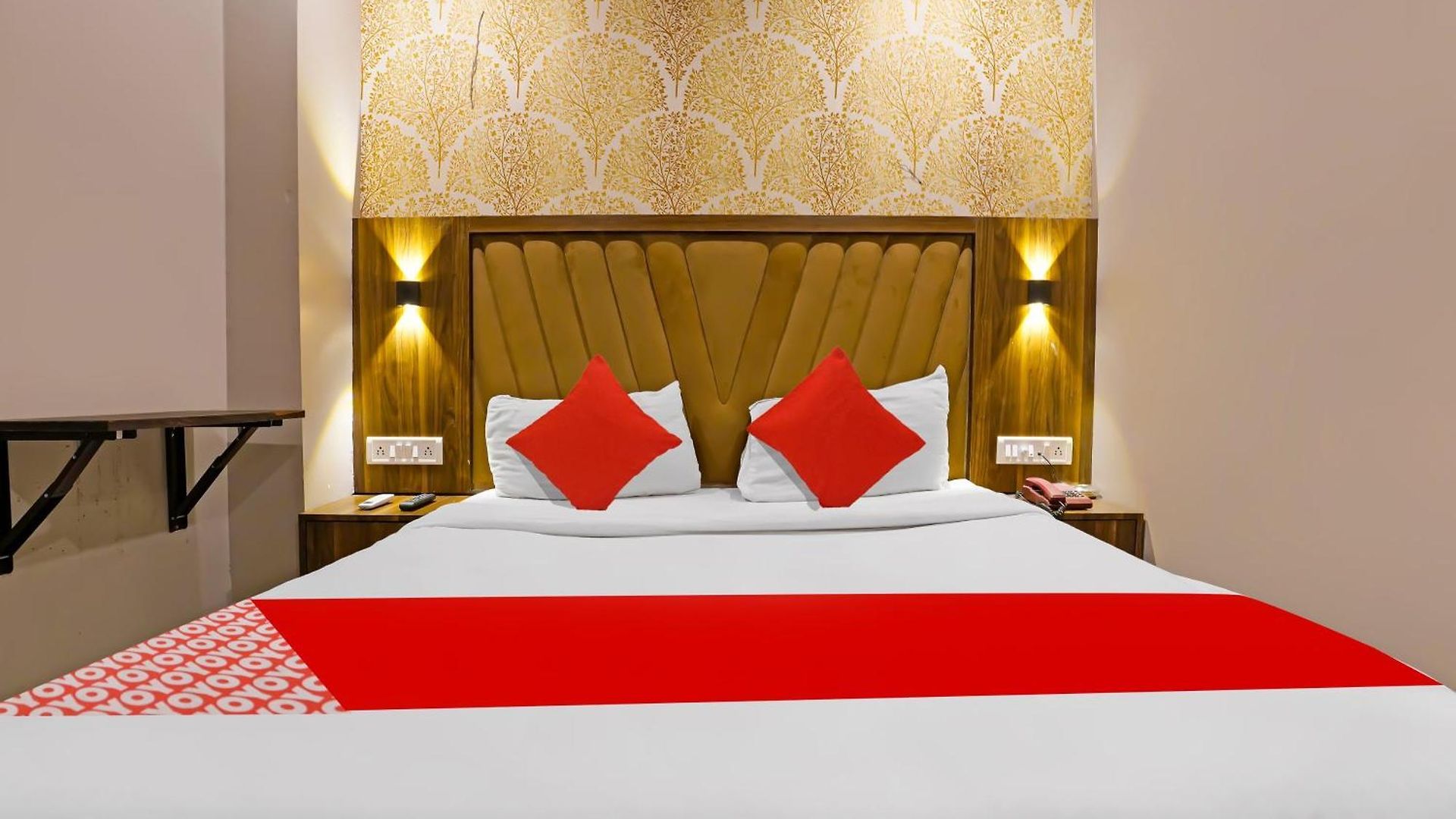 Hotel Super O Andheri East 3*