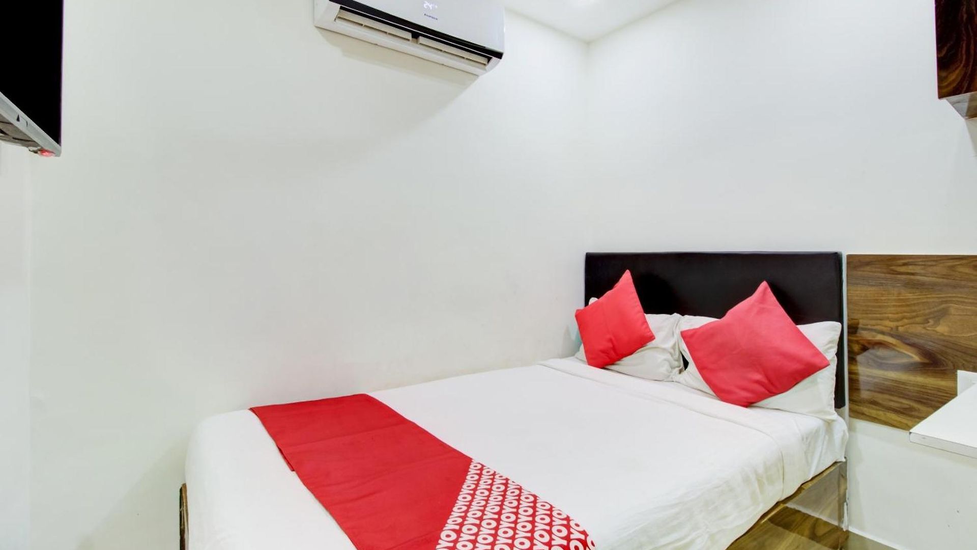 O Tanvi Hotel