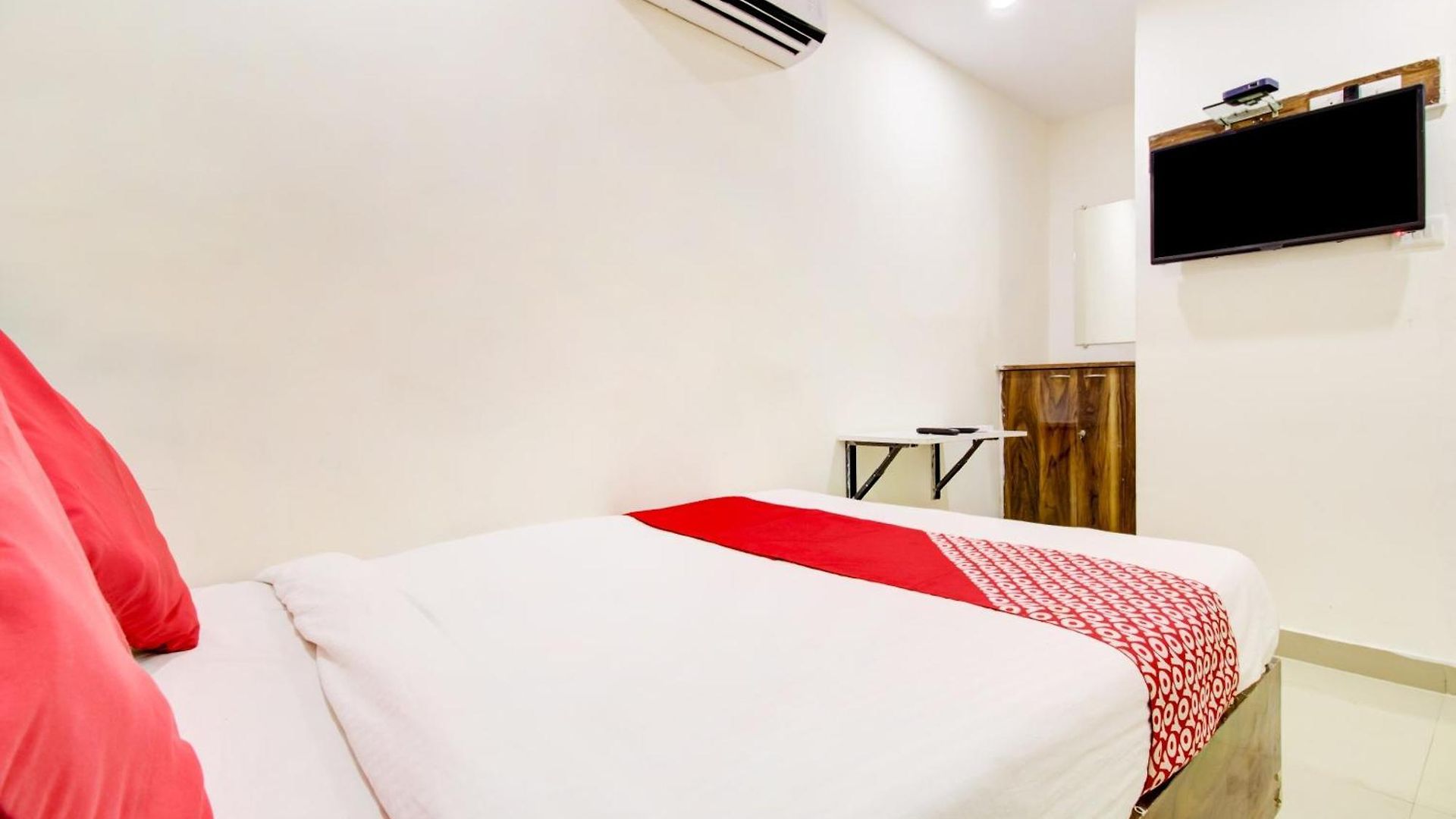 Hotel O Tanvi *