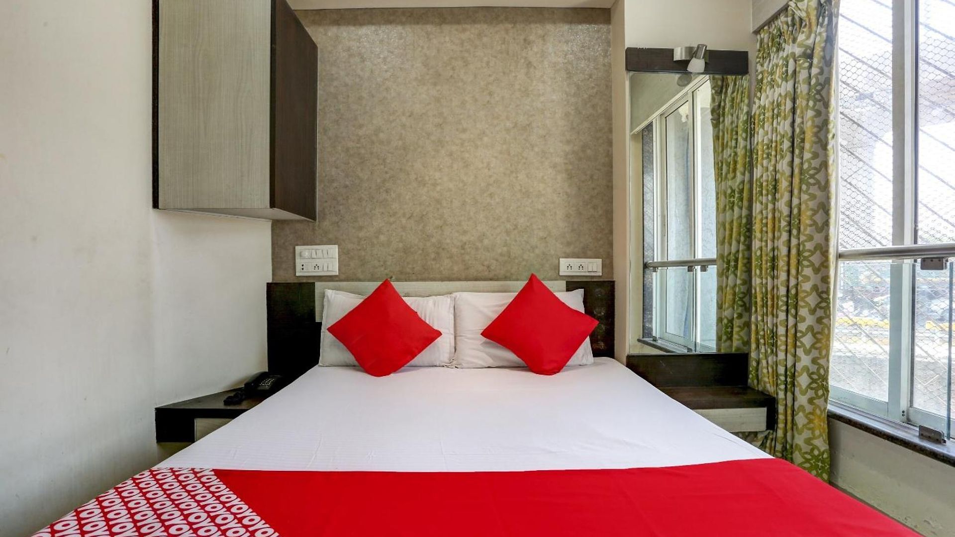 Fabhotel Nishita 3* Mumbai