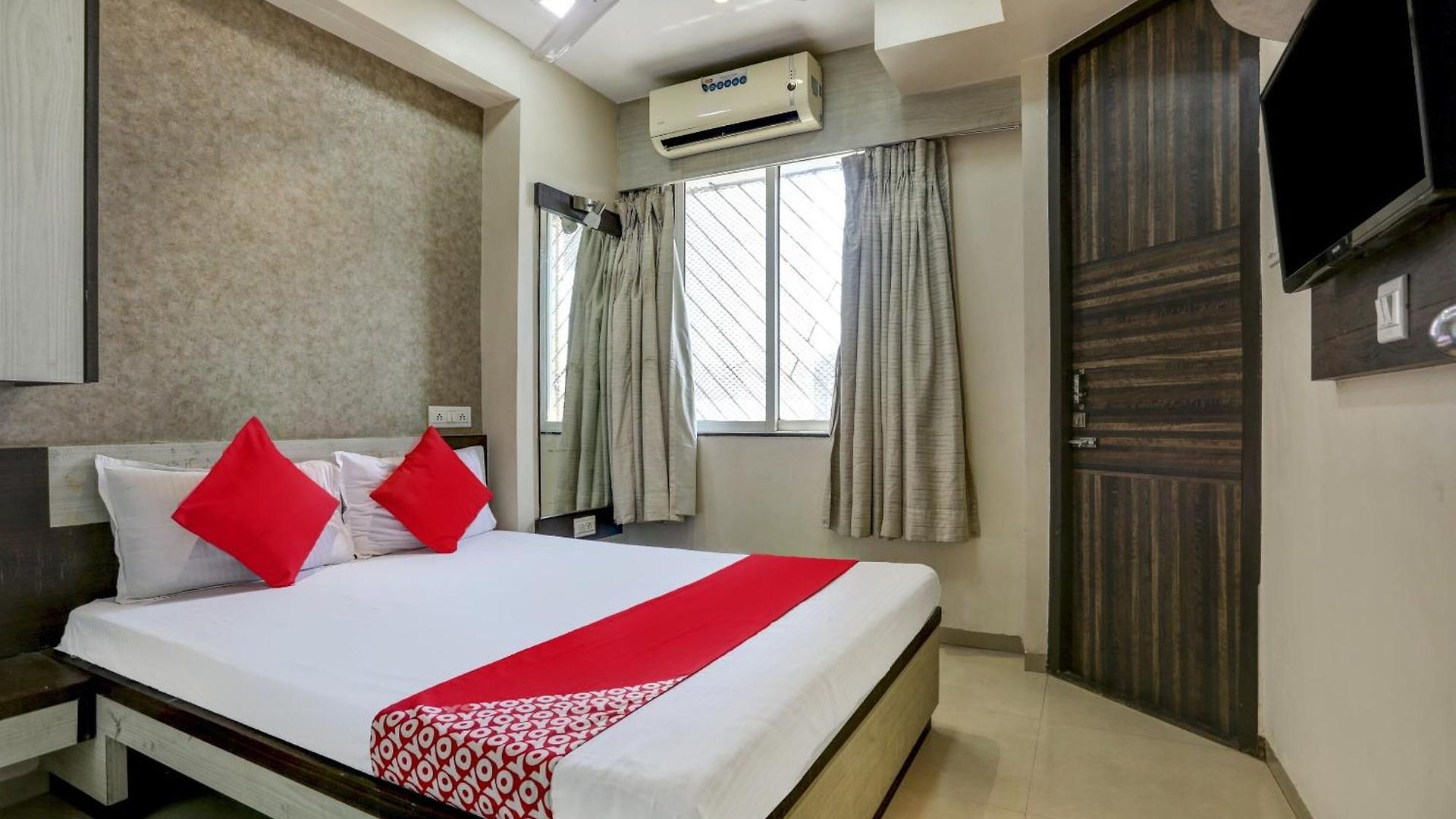 Fabhotel Nishita Hotel