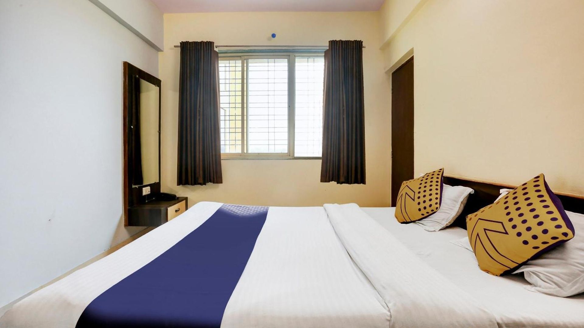 Hotel O Mayur Residency 4*