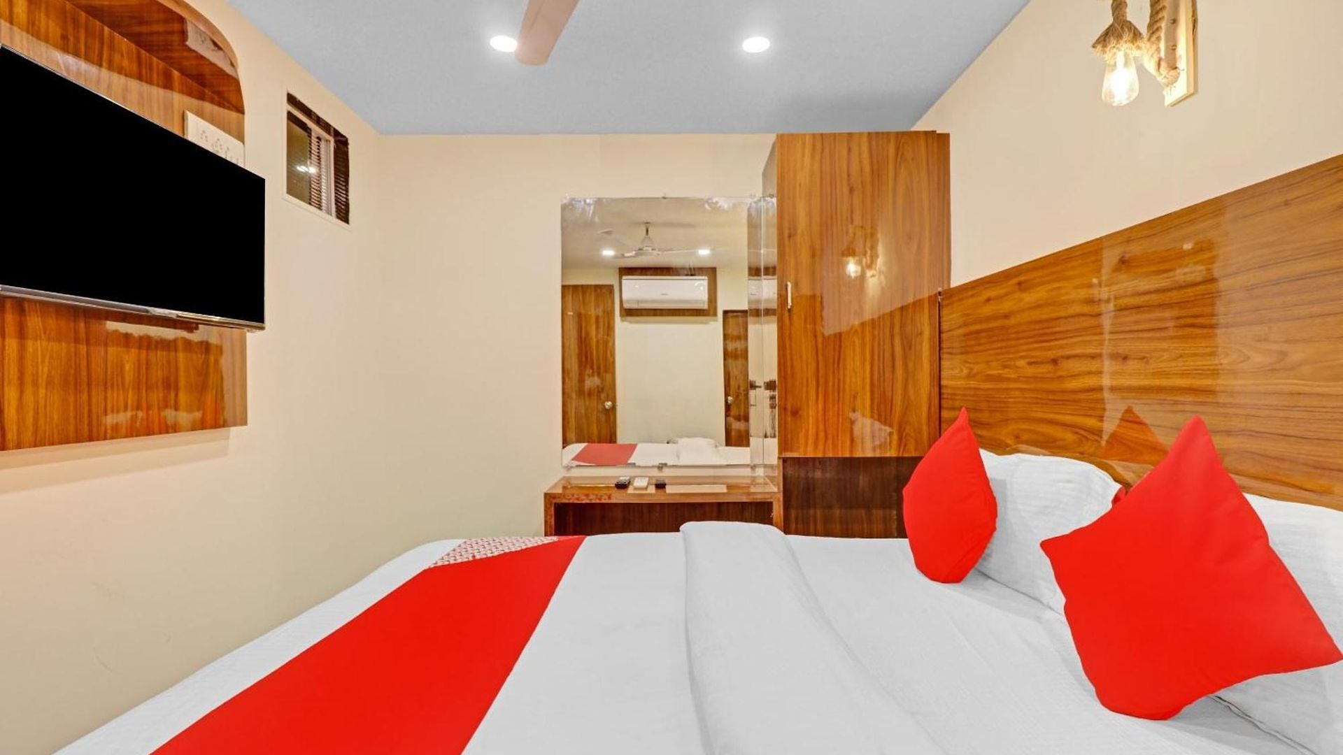 O Royal Park Hotel