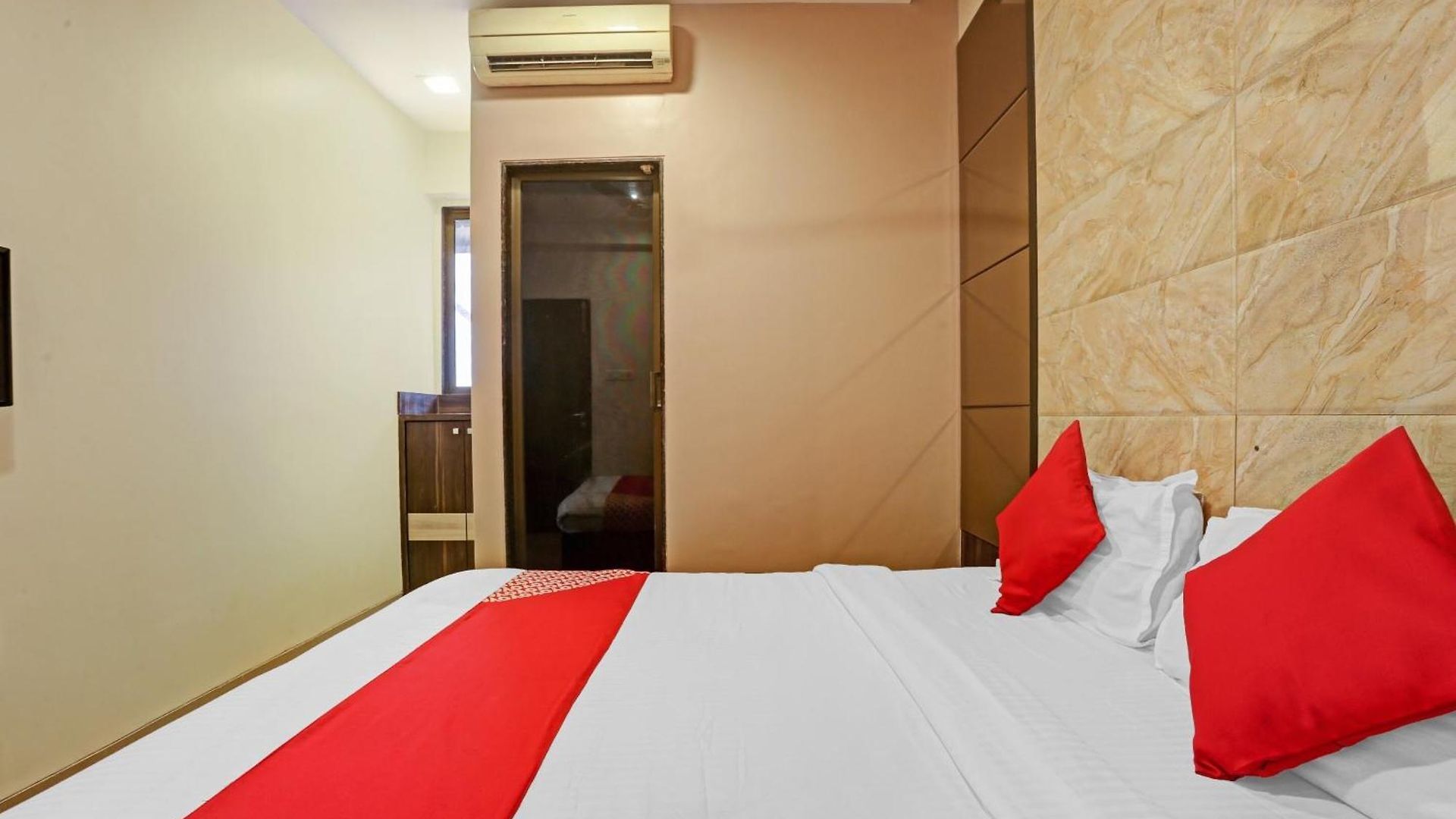 Hotel O Amfahh 3*