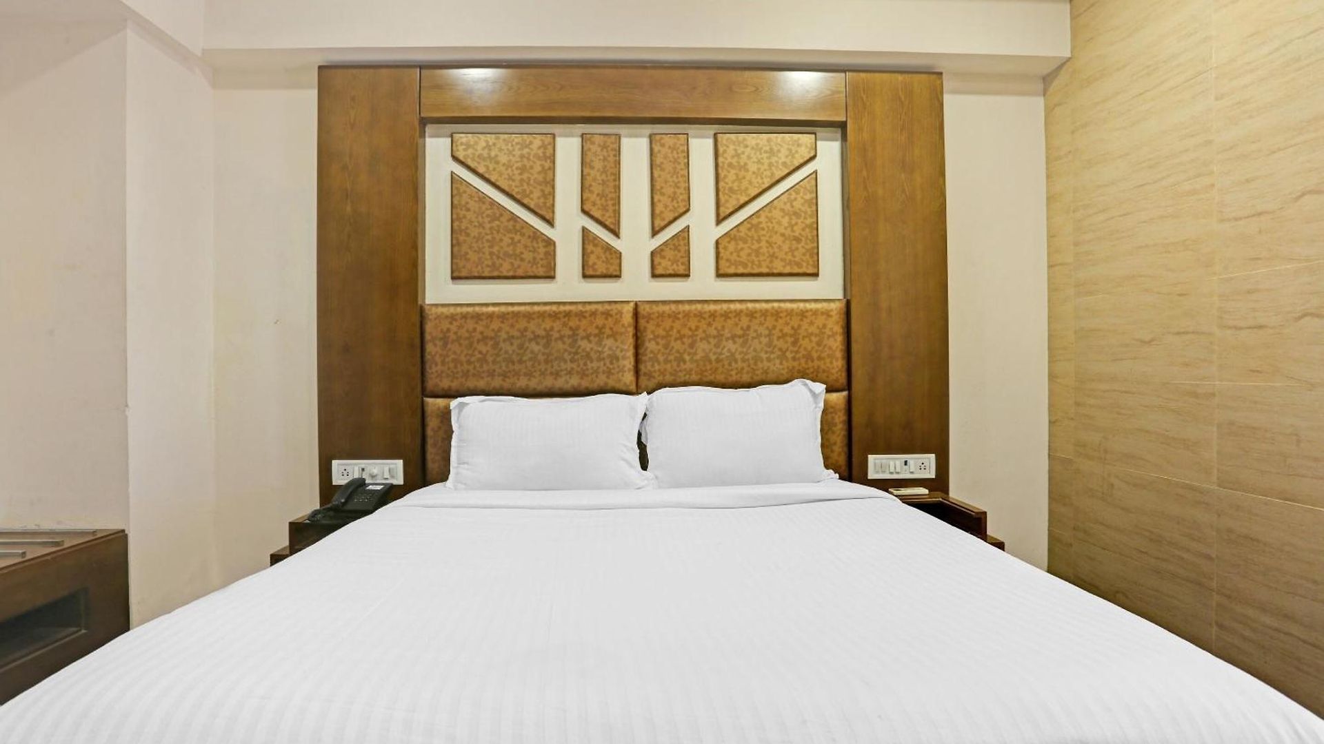 Hotel Oyo Executive 3*
