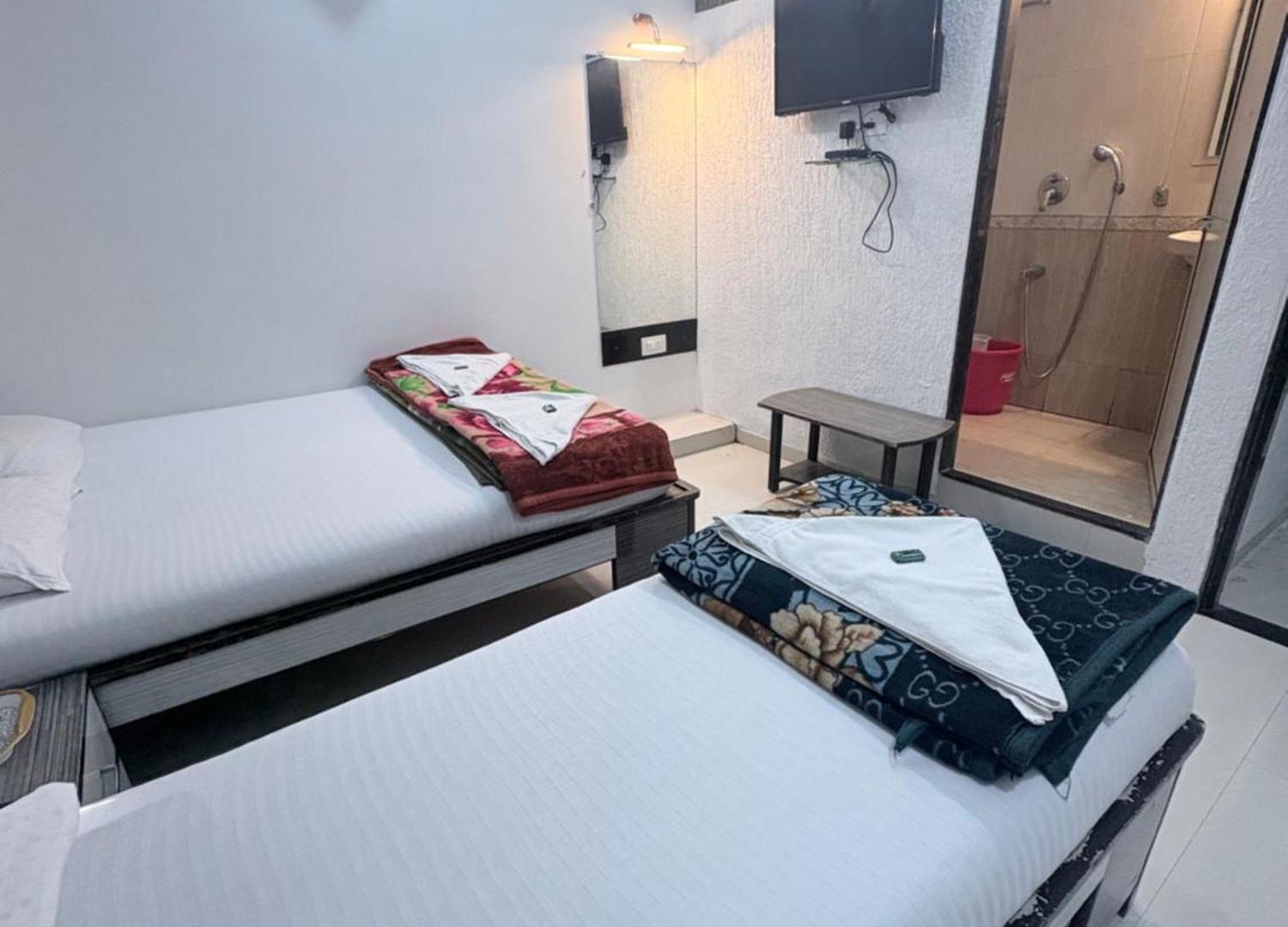 Hotel Broadway Colaba