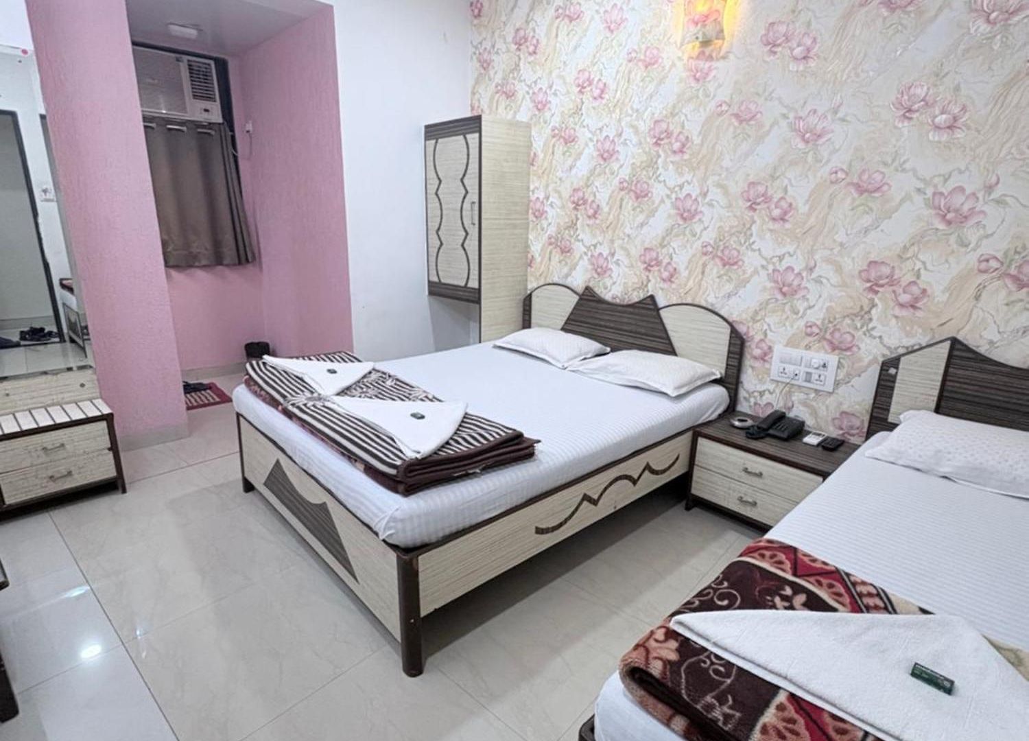 Hotel Broadway Colaba
