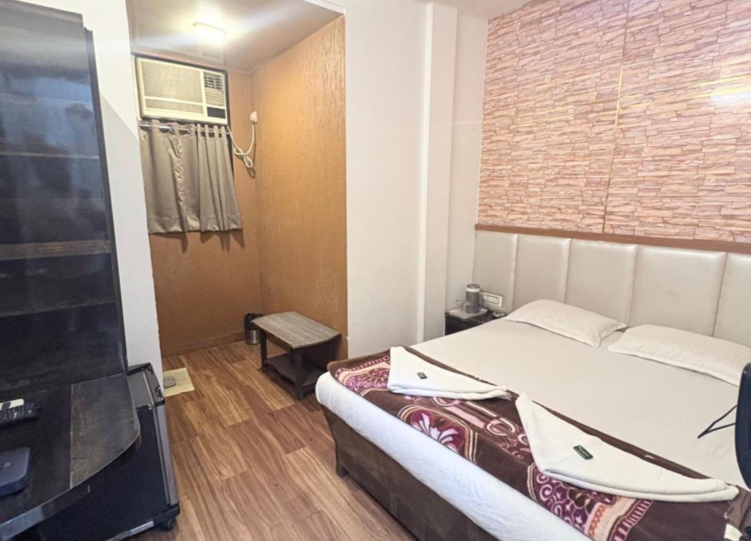 Broadway Colaba Hotel Mumbai