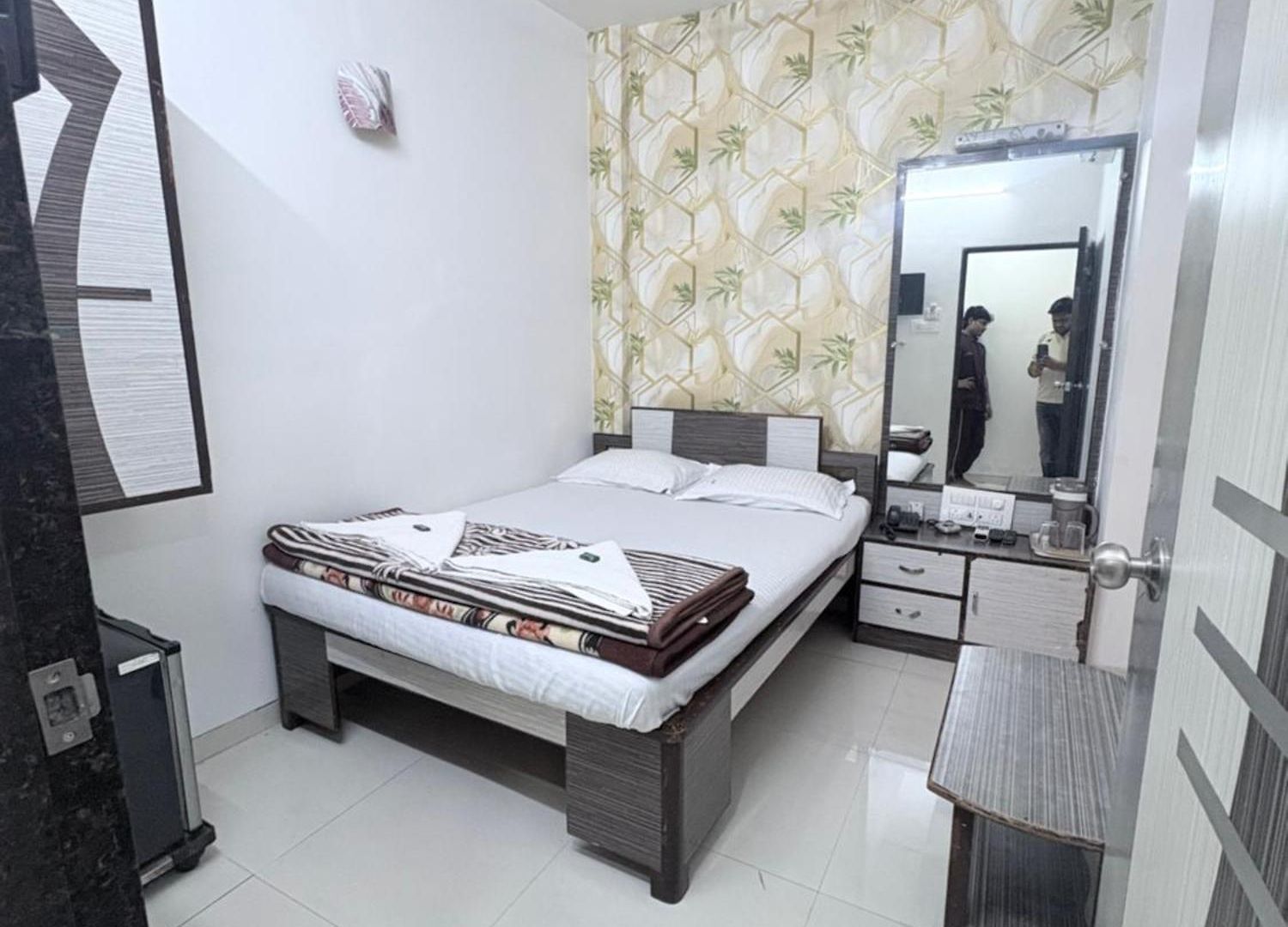 Hotel Broadway Colaba