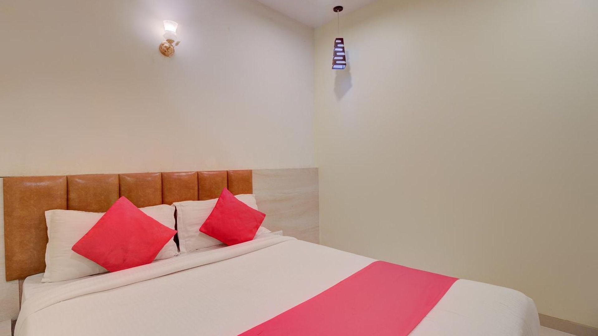 O Royal Orbit 3*