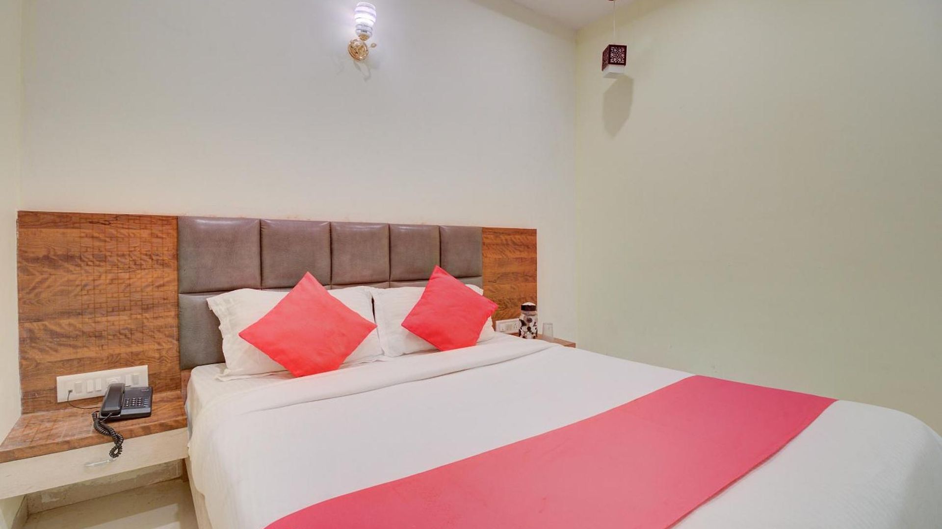 O Royal Orbit Hotel