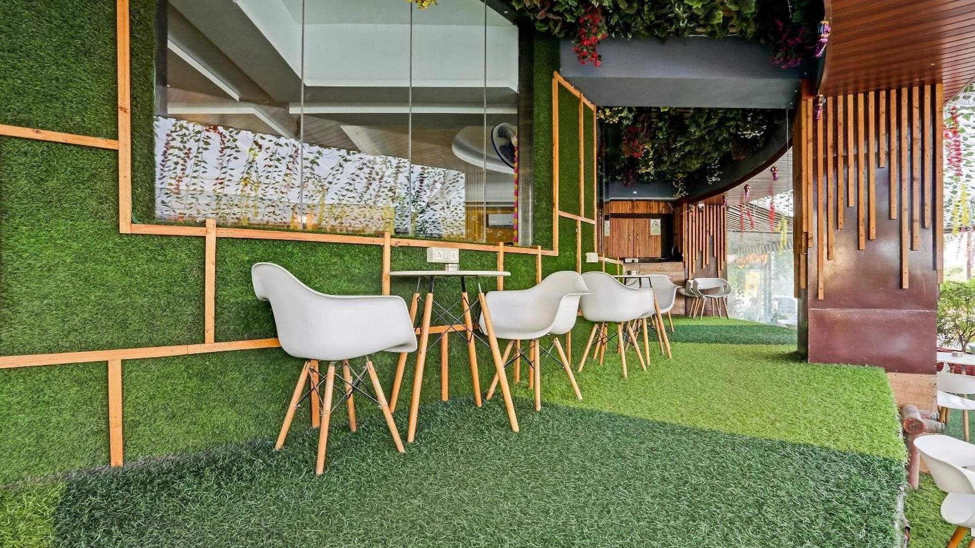 Hotel Oyo Salt House Mumbai