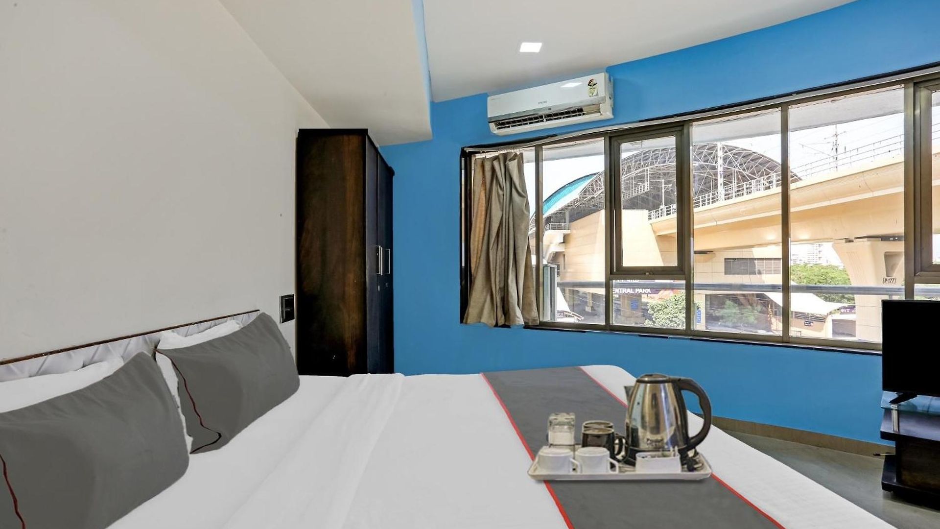 Hotel Oyo Salt House Mumbai