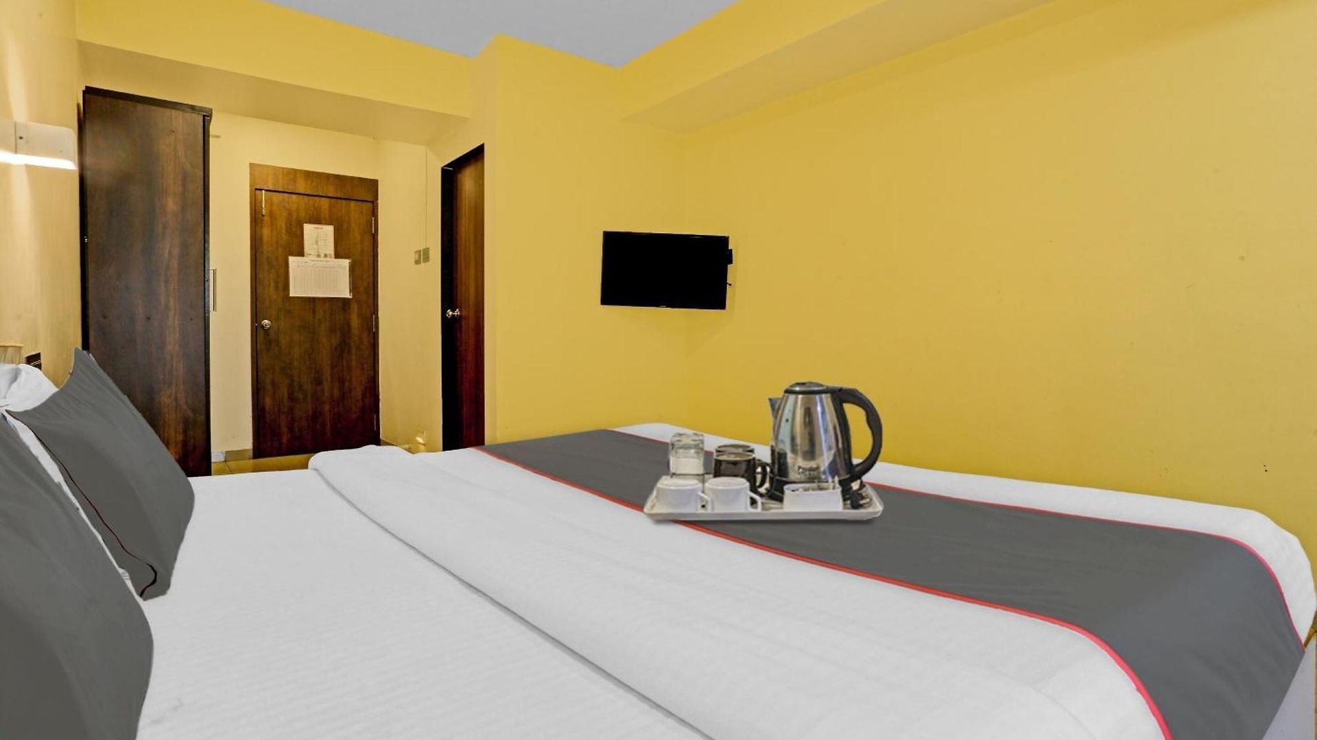 Hotel Oyo Salt House Mumbai