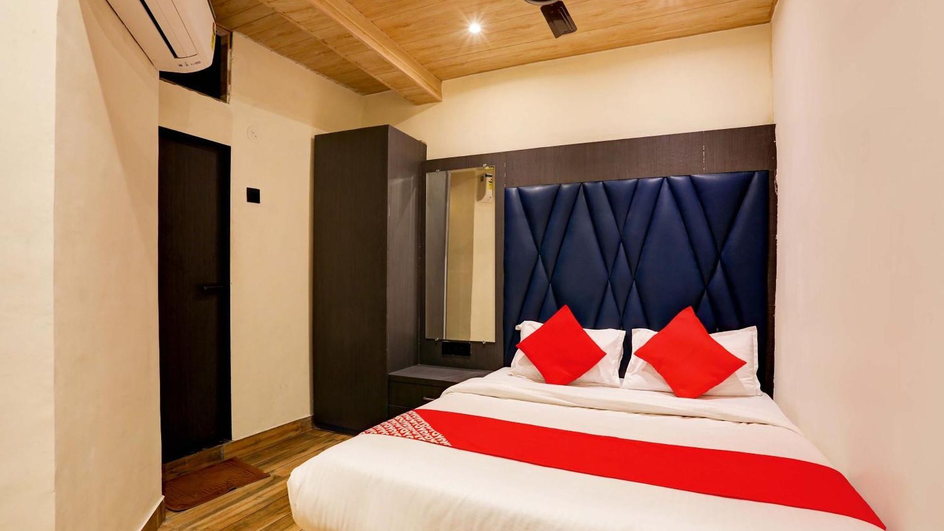 Hotel O Plaza