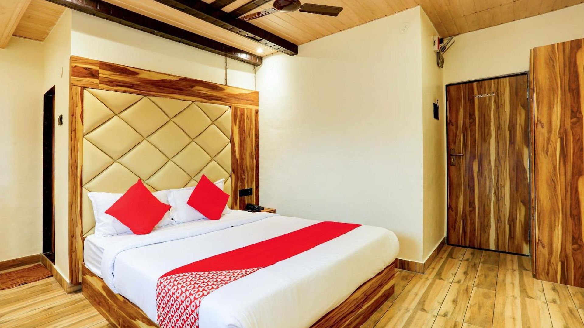 O Plaza Hotel Mumbai
