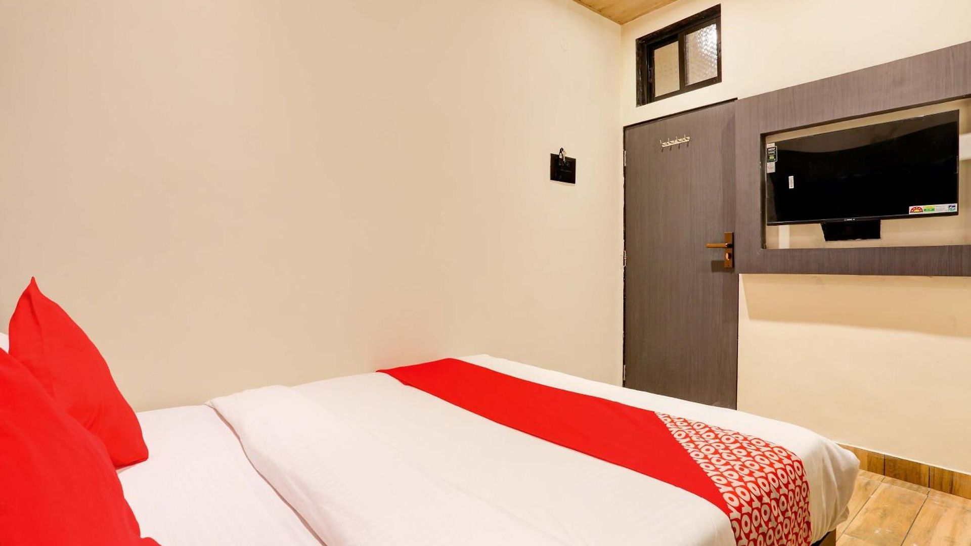 Hotel O Plaza Mumbai
