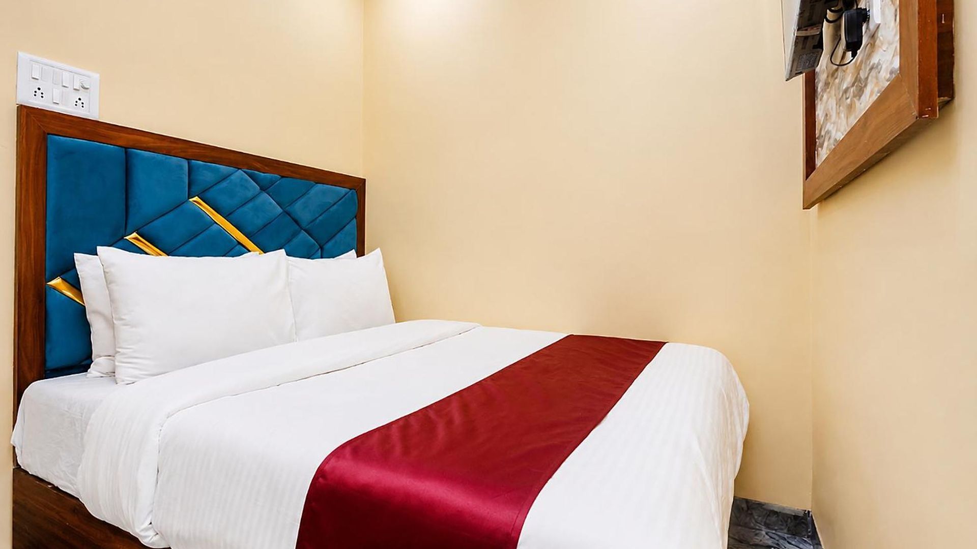 Fabhotel Aai Om Residency * Mumbai