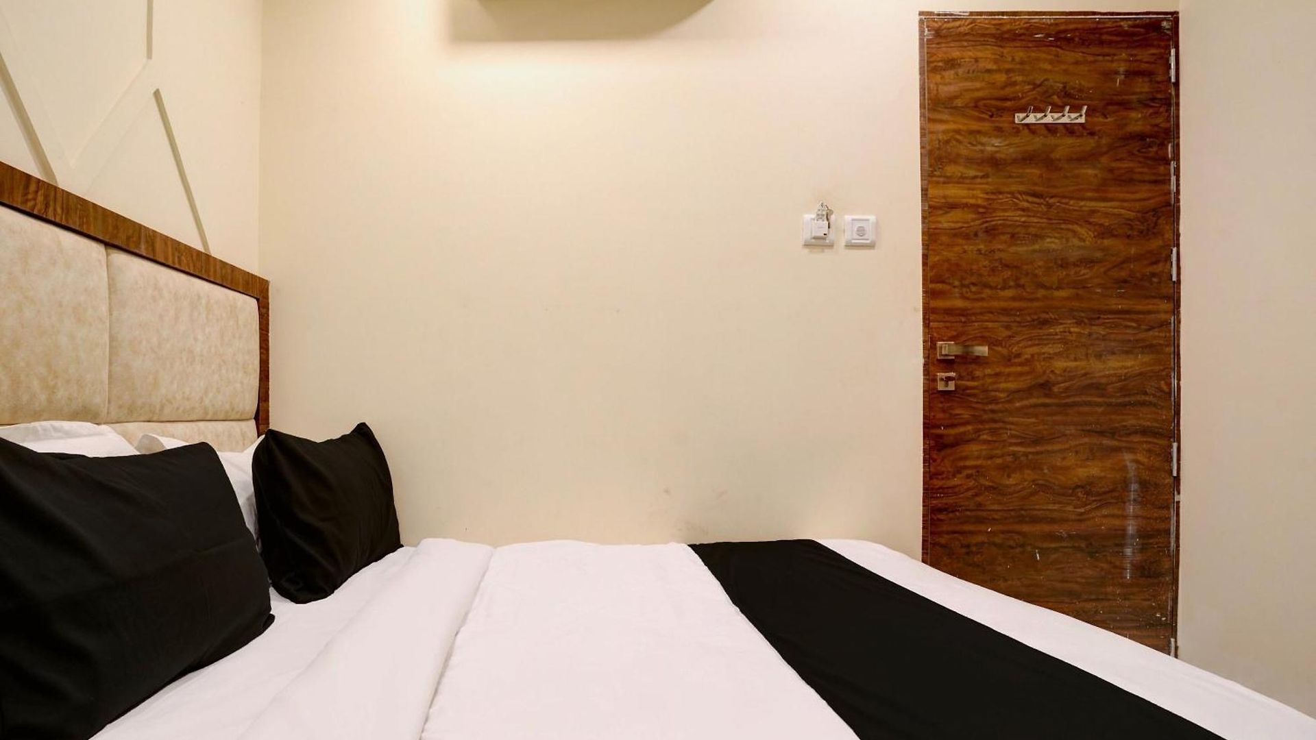 O Ashirwad Hotel Mumbai