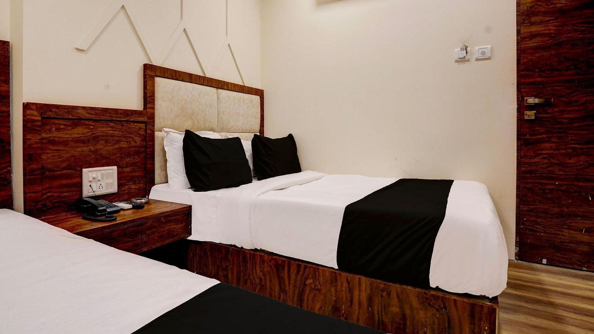 Hotel O Ashirwad 4*