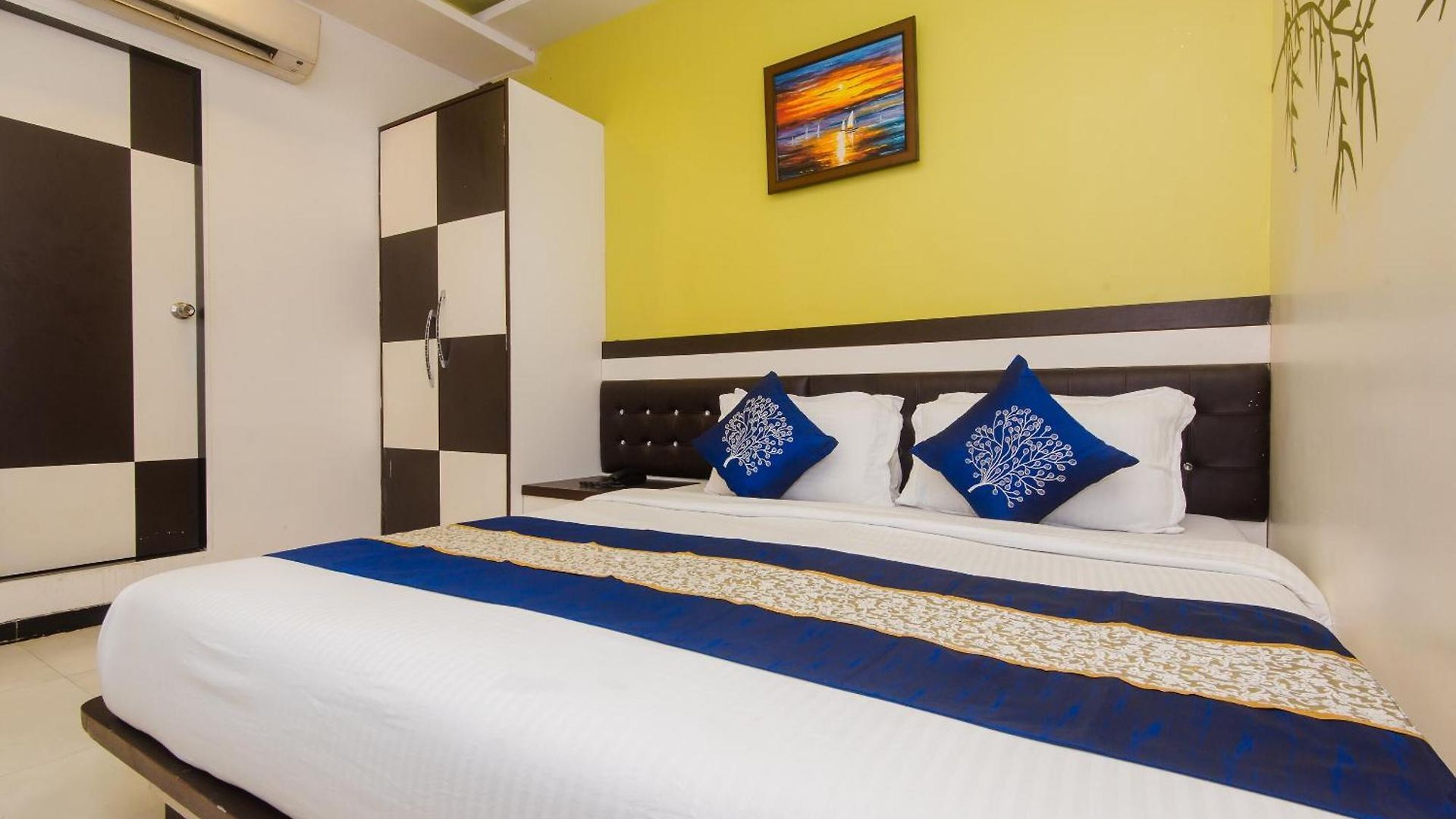 Hotel O Blue Pearl Residency Near Chhatrapati Shivaji International Airport