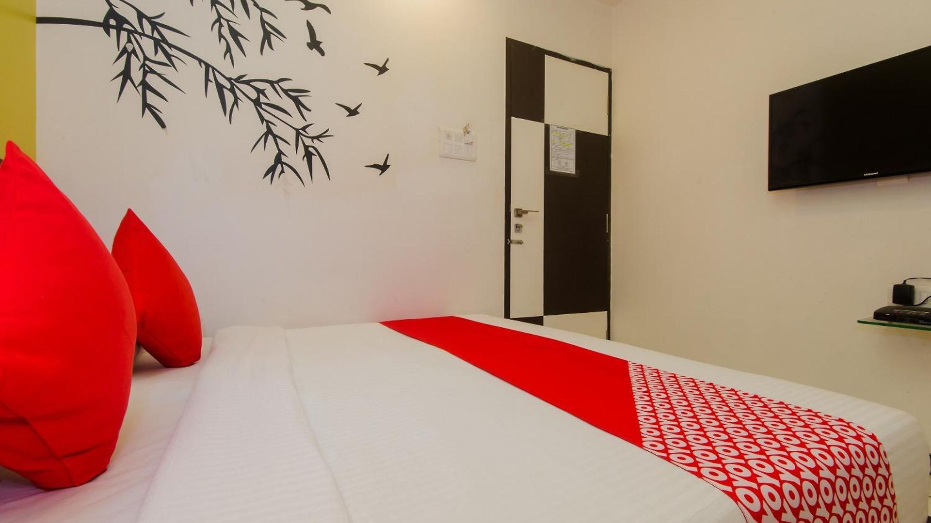 O Blue Pearl Residency Near Chhatrapati Shivaji International Airport Hotel Mumbai