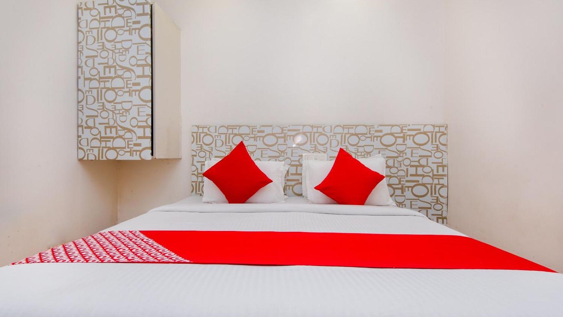 O Blue Pearl Residency Near Chhatrapati Shivaji International Airport Hotel 3*