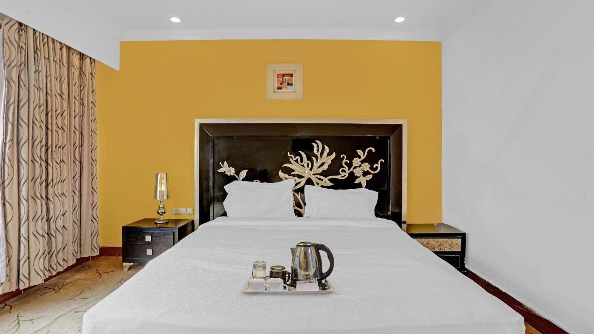 Townhouse Royal Palms Hotel Mumbai