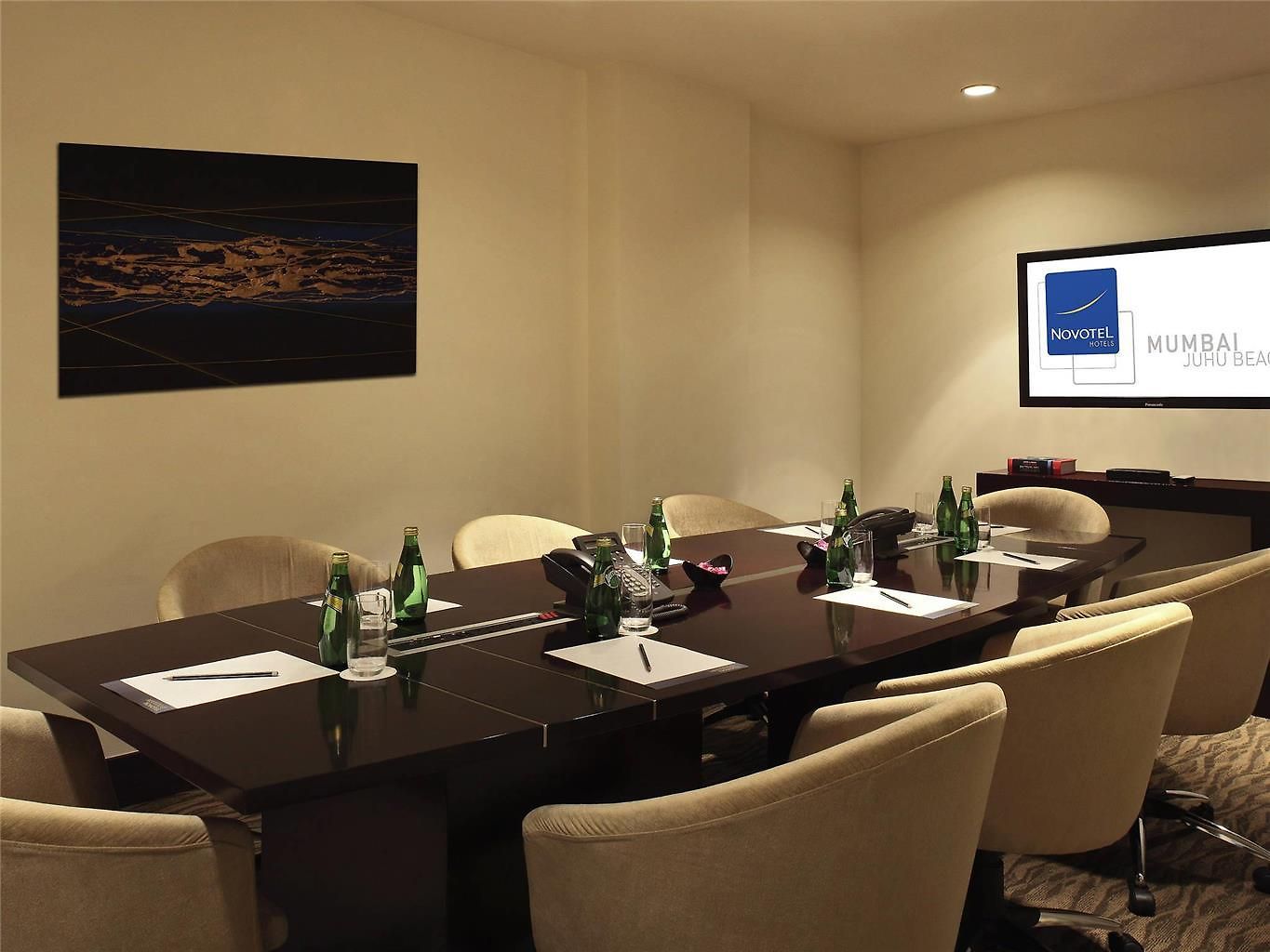 Hotel Novotel Juhu 5*
