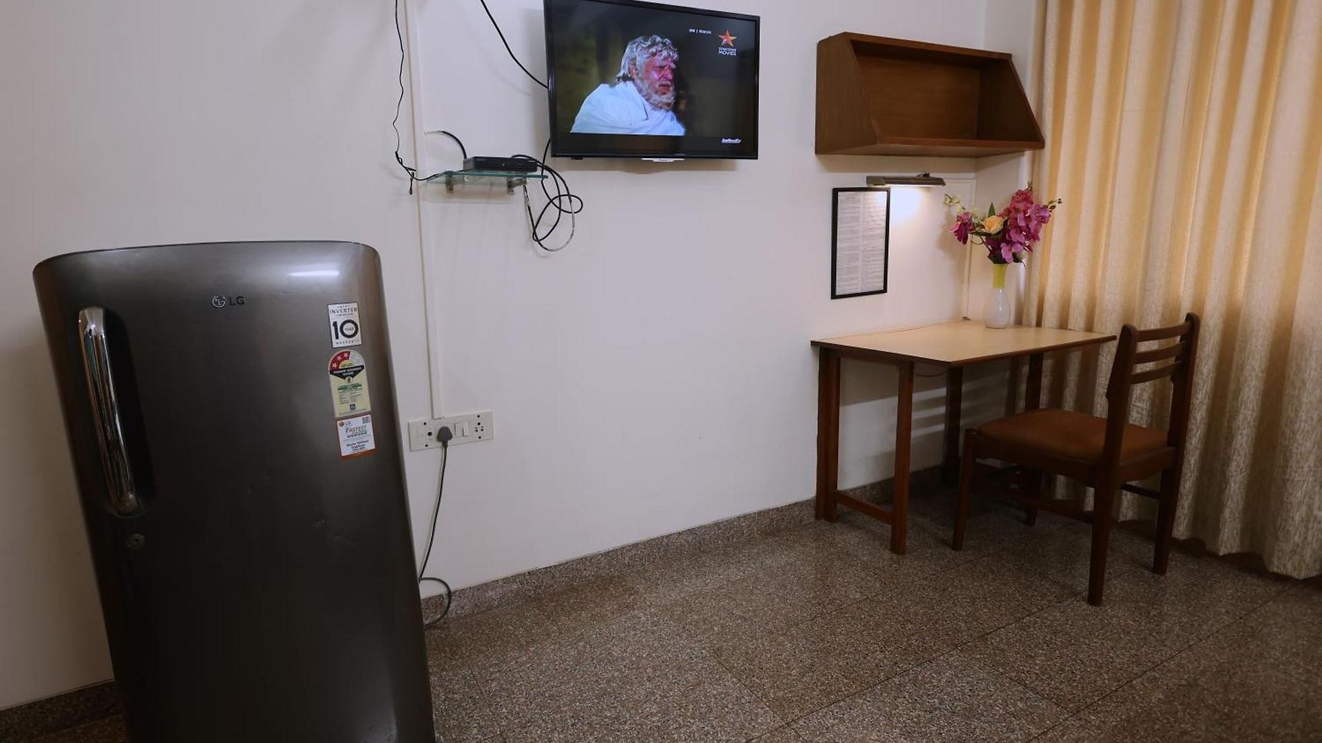 Ywca International Centre Hotel 3*