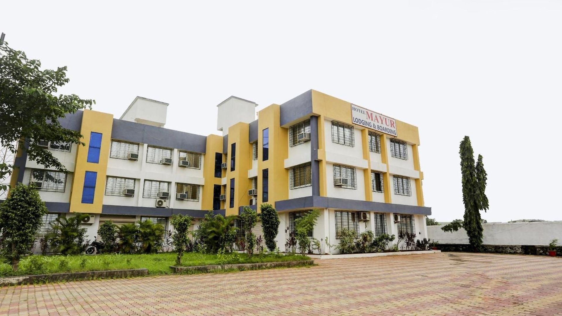O Mayur Residency Hotel