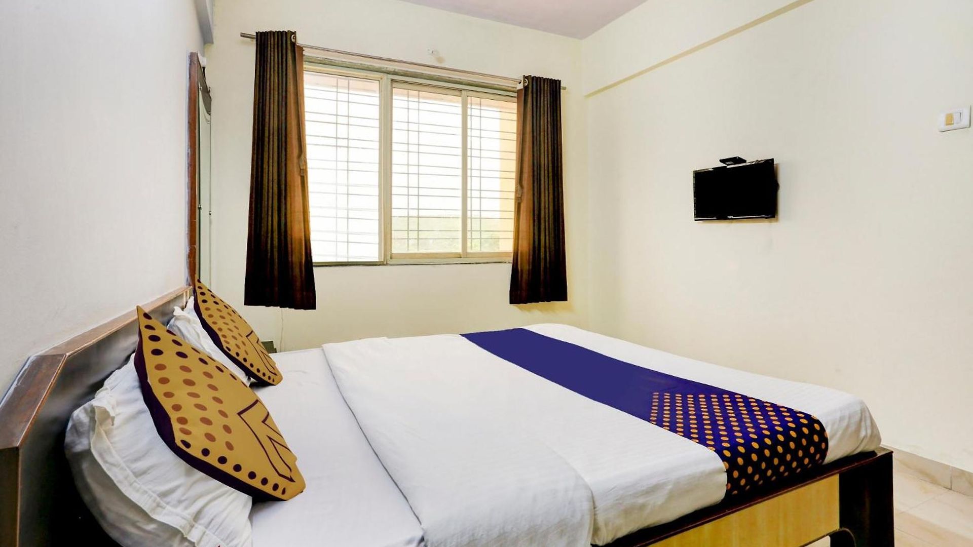 Hotel O Mayur Residency 4*