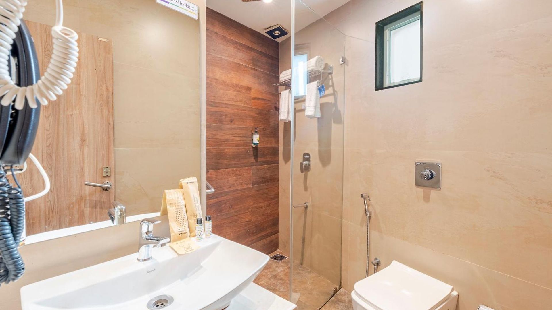 Treebo Premium Widlor Boutique With Swimming Pool Hotel