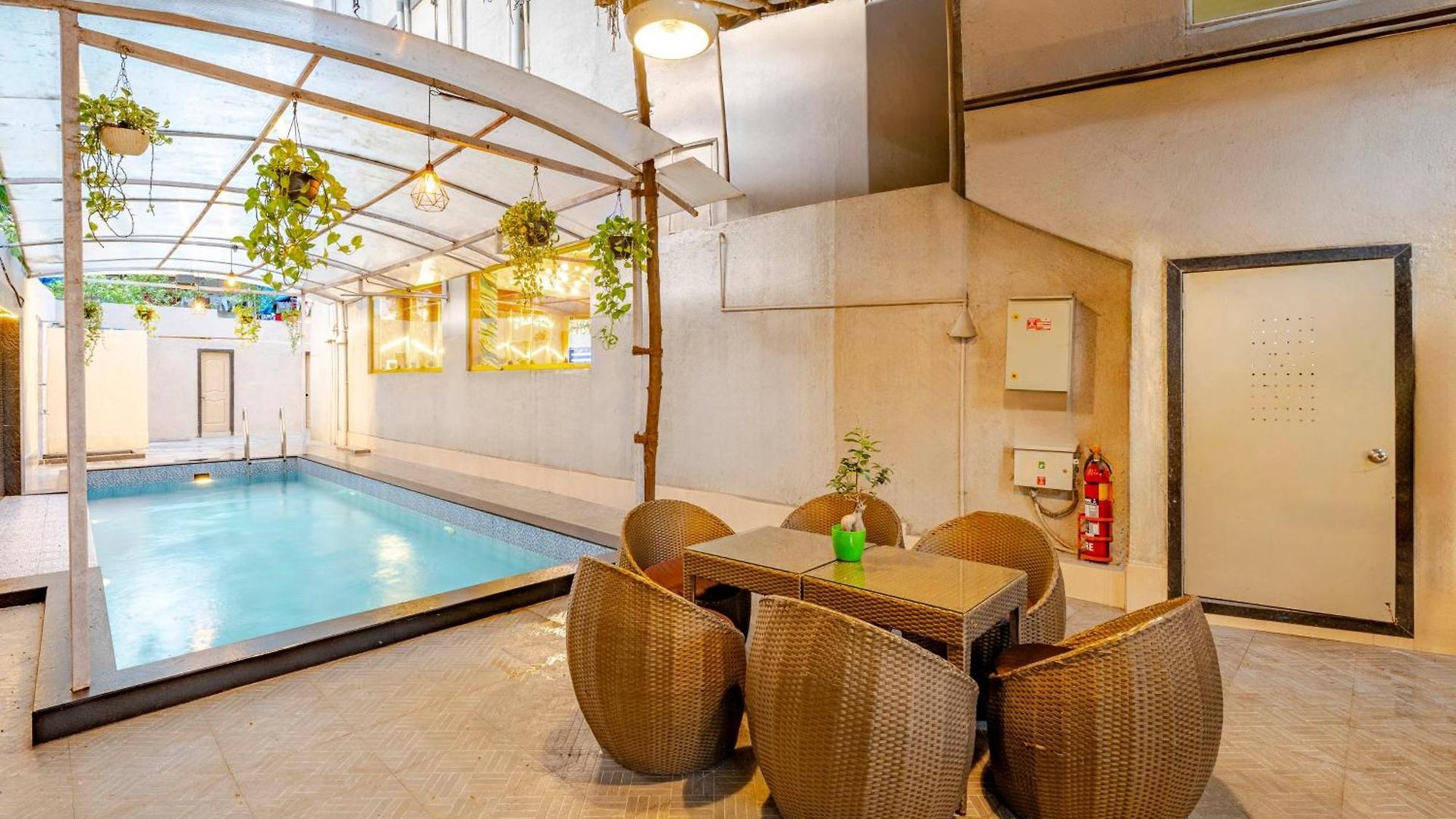 Treebo Premium Widlor Boutique With Swimming Pool Hotel 4*