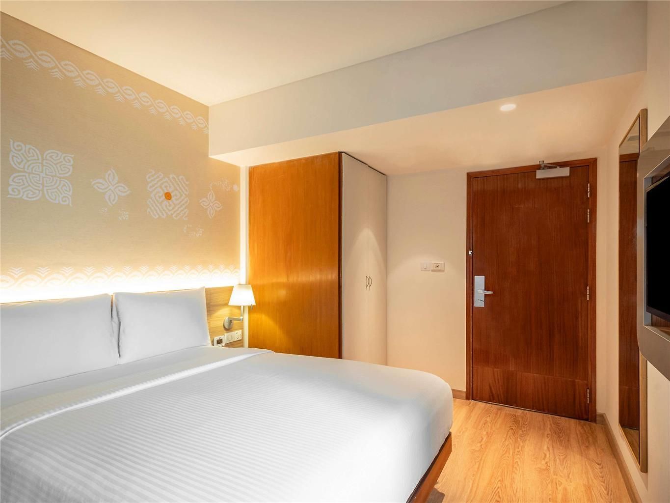 Ibis Airport - An Accor Brand 4*