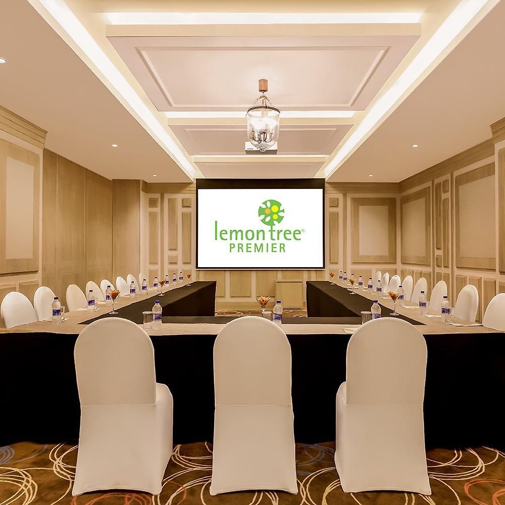 Aurika, International Airport - Luxury By Lemon Tree