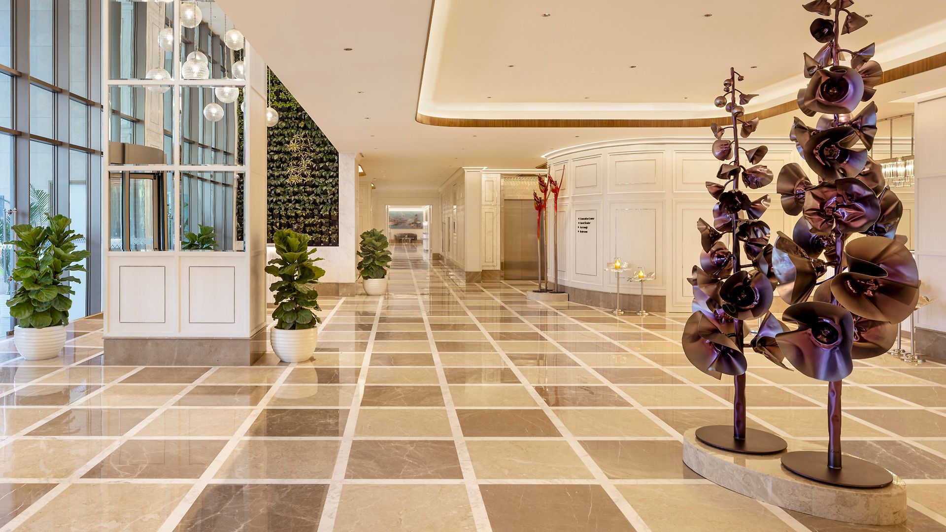 Aurika, International Airport - Luxury By Lemon Tree