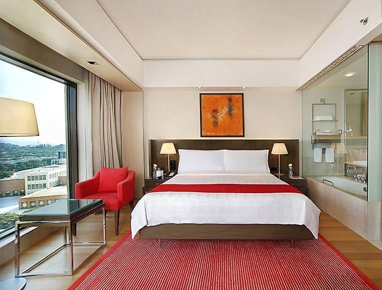 Trident Bandra Kurla Hotel