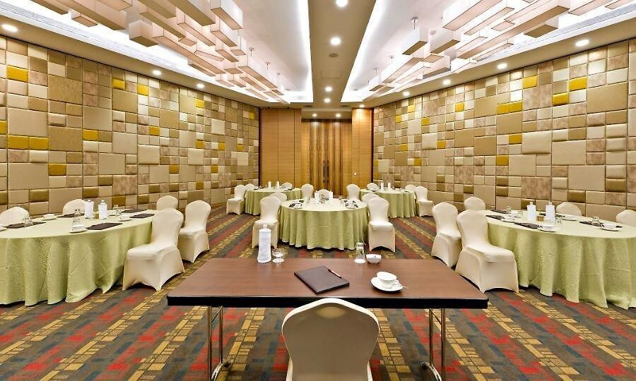 Meluha The Fern Mumbai, Powai, Series By Marriott Hotel