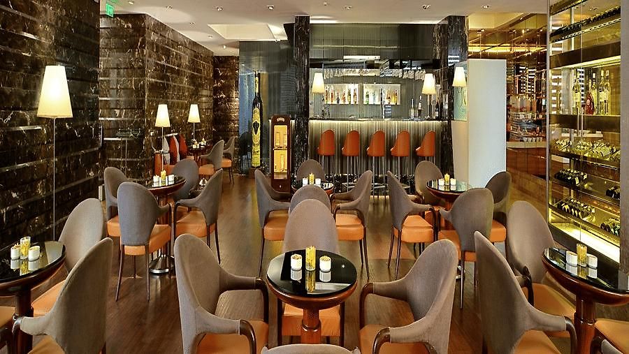 Radisson Goregaon Hotel 4*