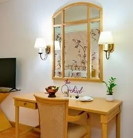 The Orchid Parle Hotel 5*