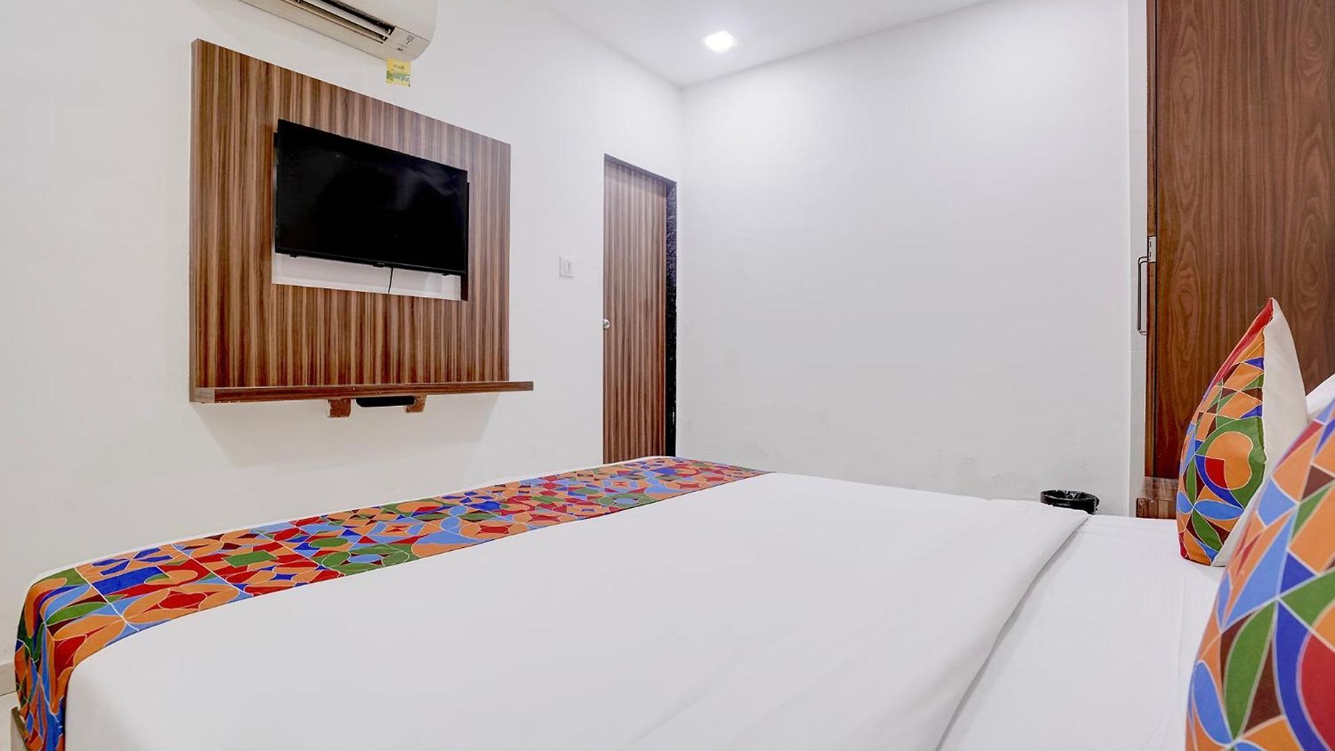 New Blue Sapphire Residency 3* Mumbai
