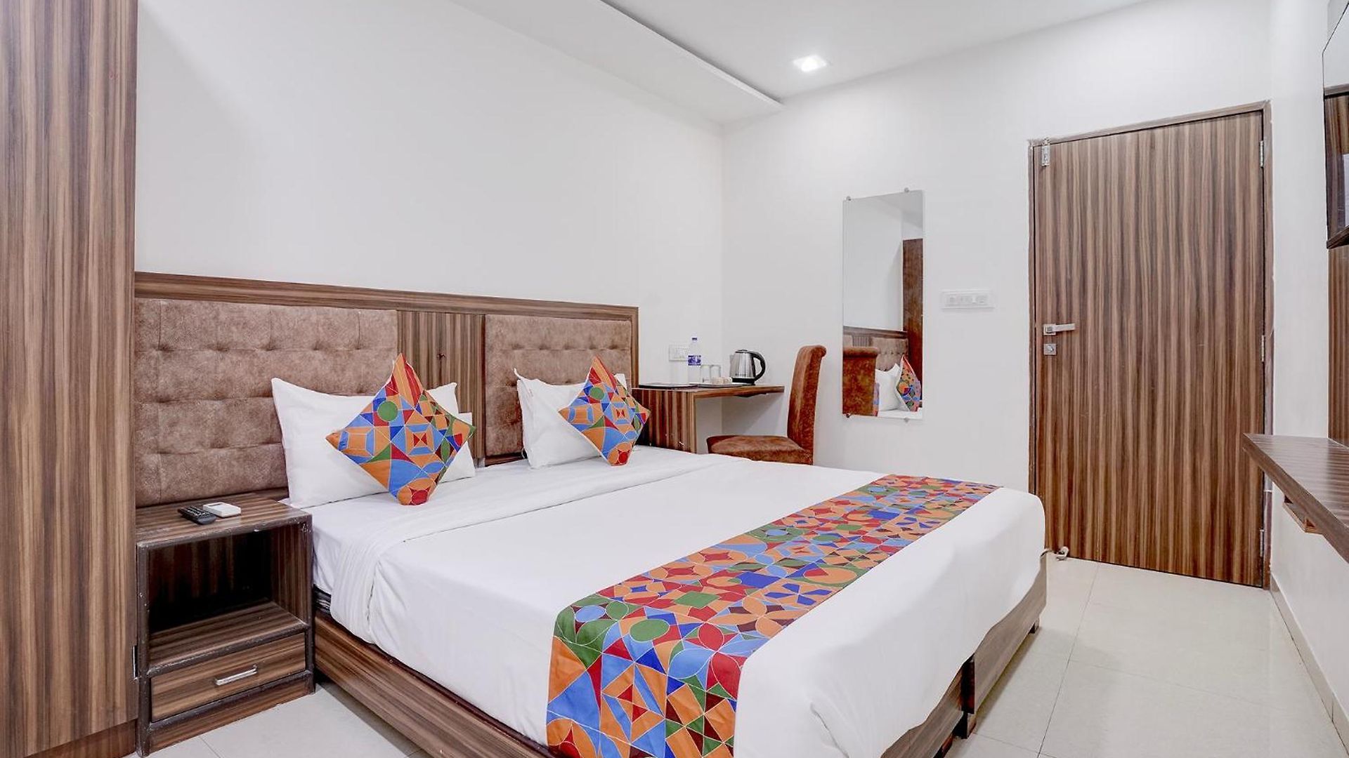 New Blue Sapphire Residency Hotel 3*