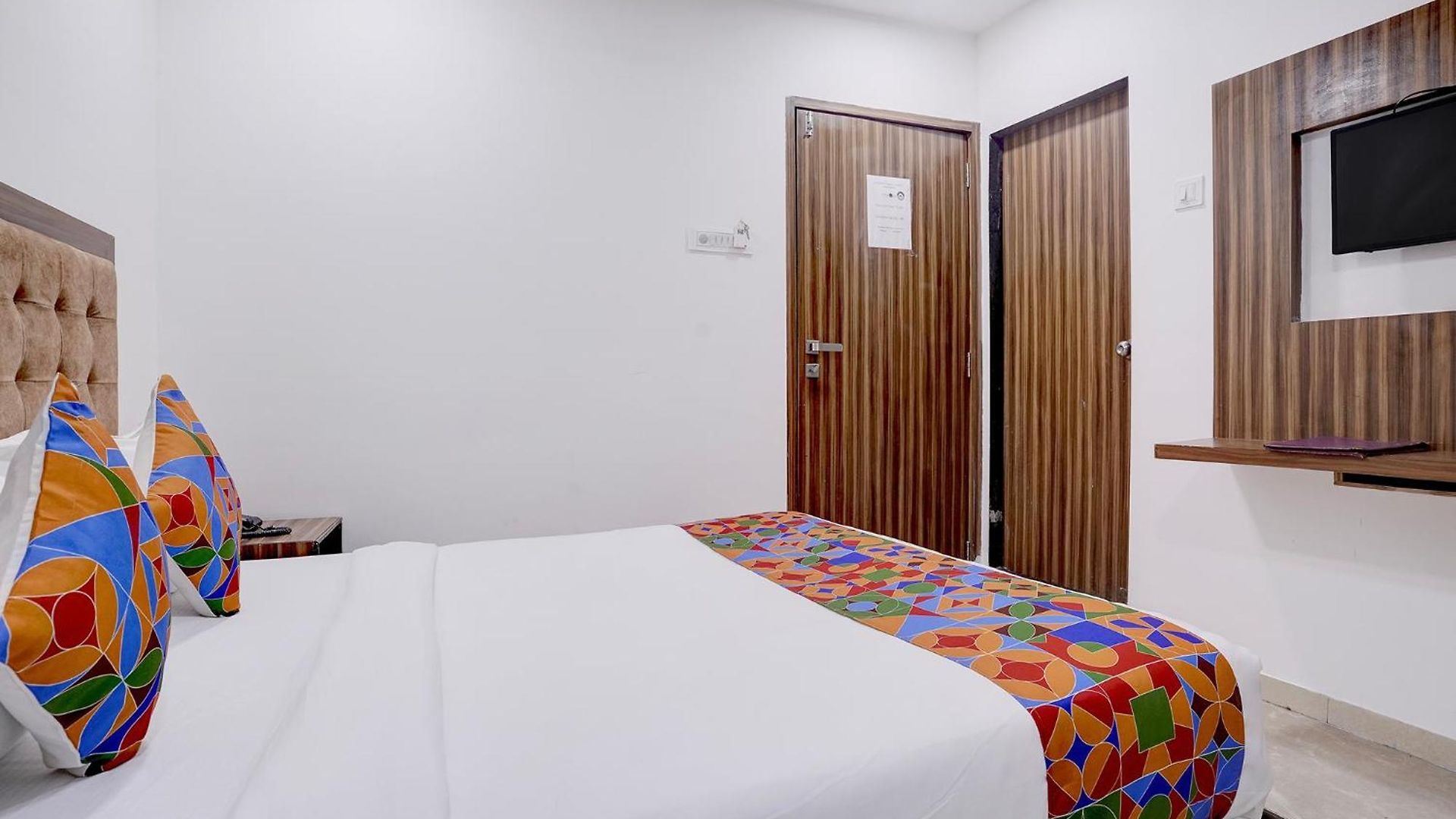 Hotel New Blue Sapphire Residency 3*