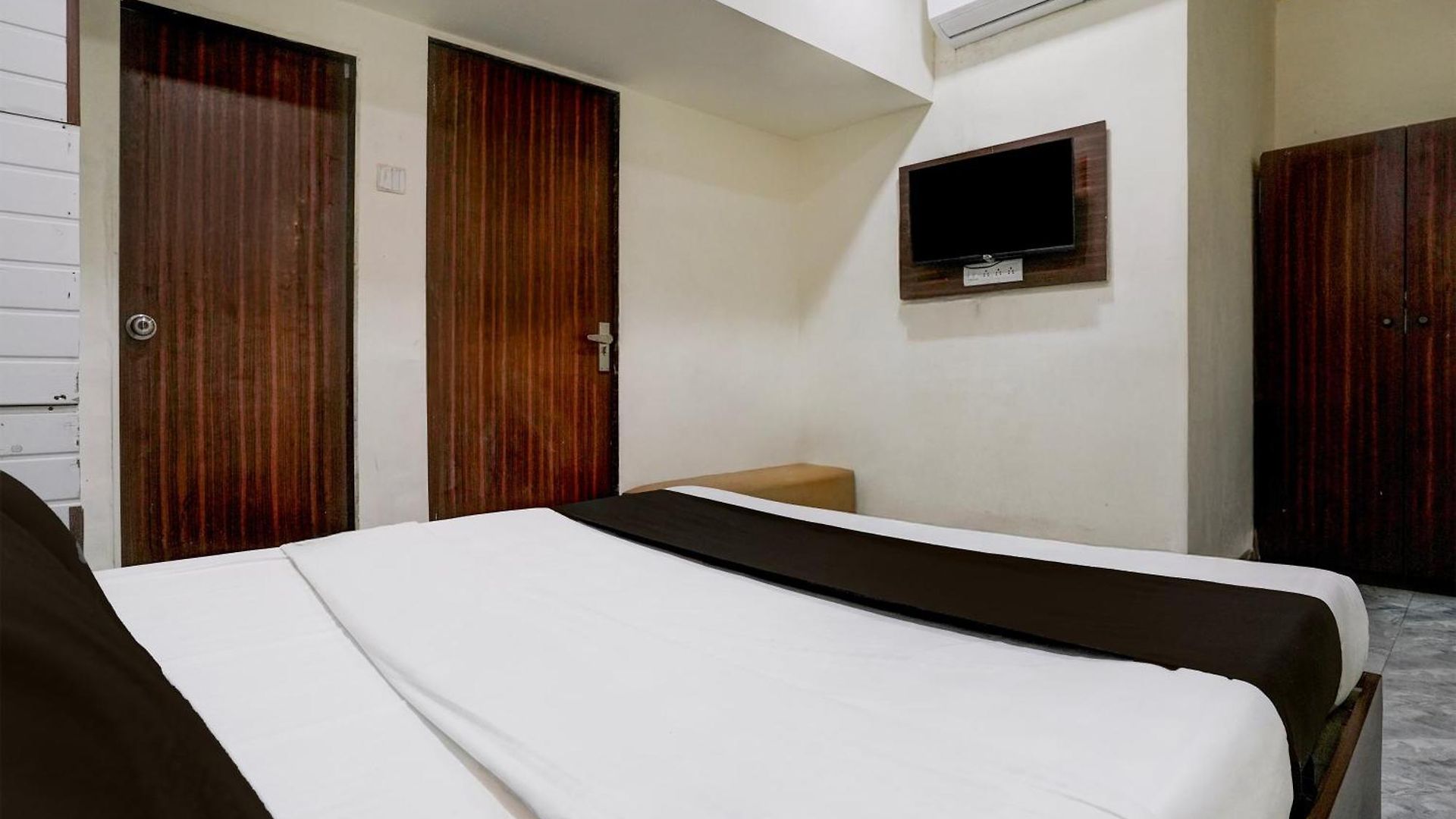 Hotel O Grand 3*